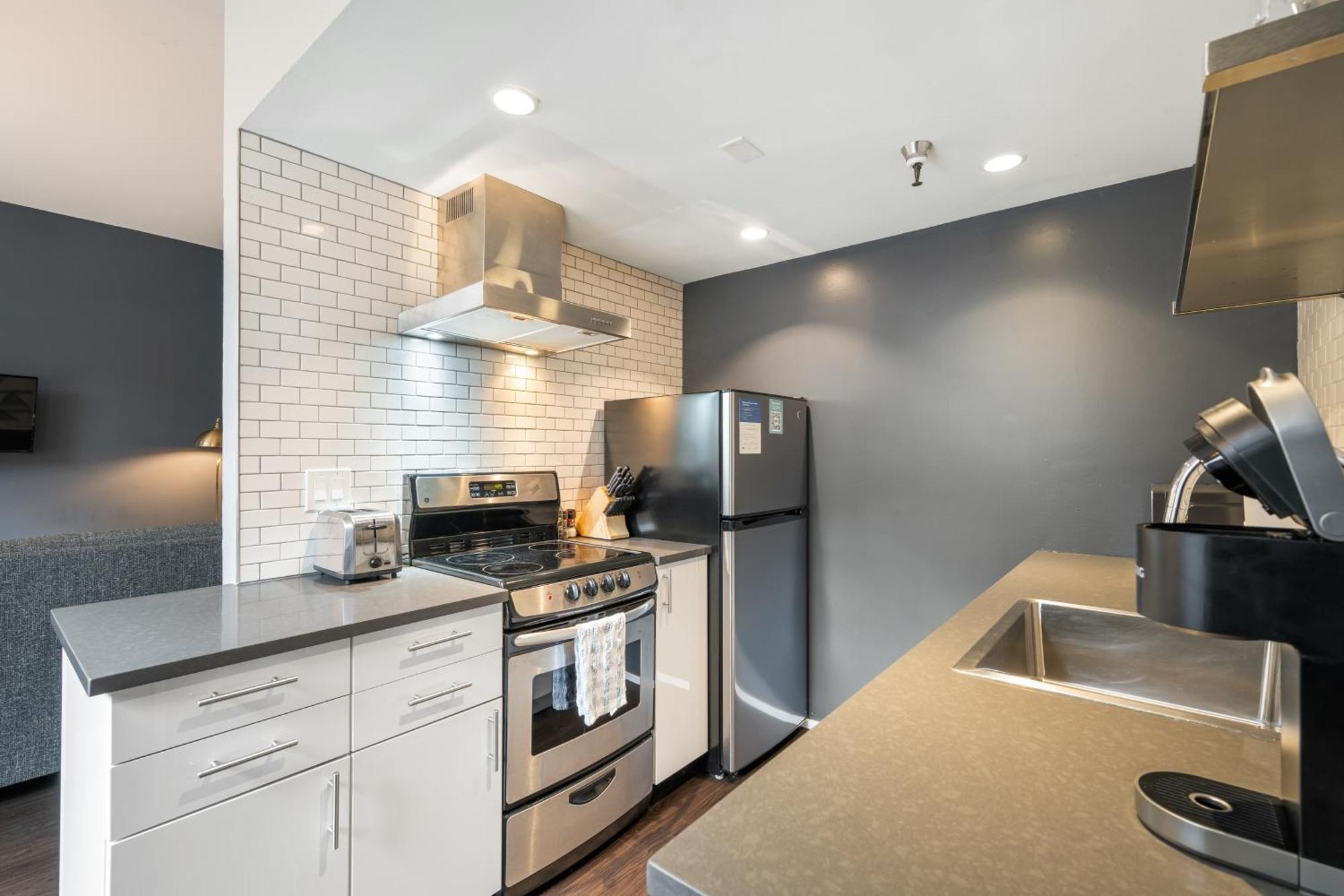 Oxford Apartment By At Mine Hospitality Seattle Eksteriør billede