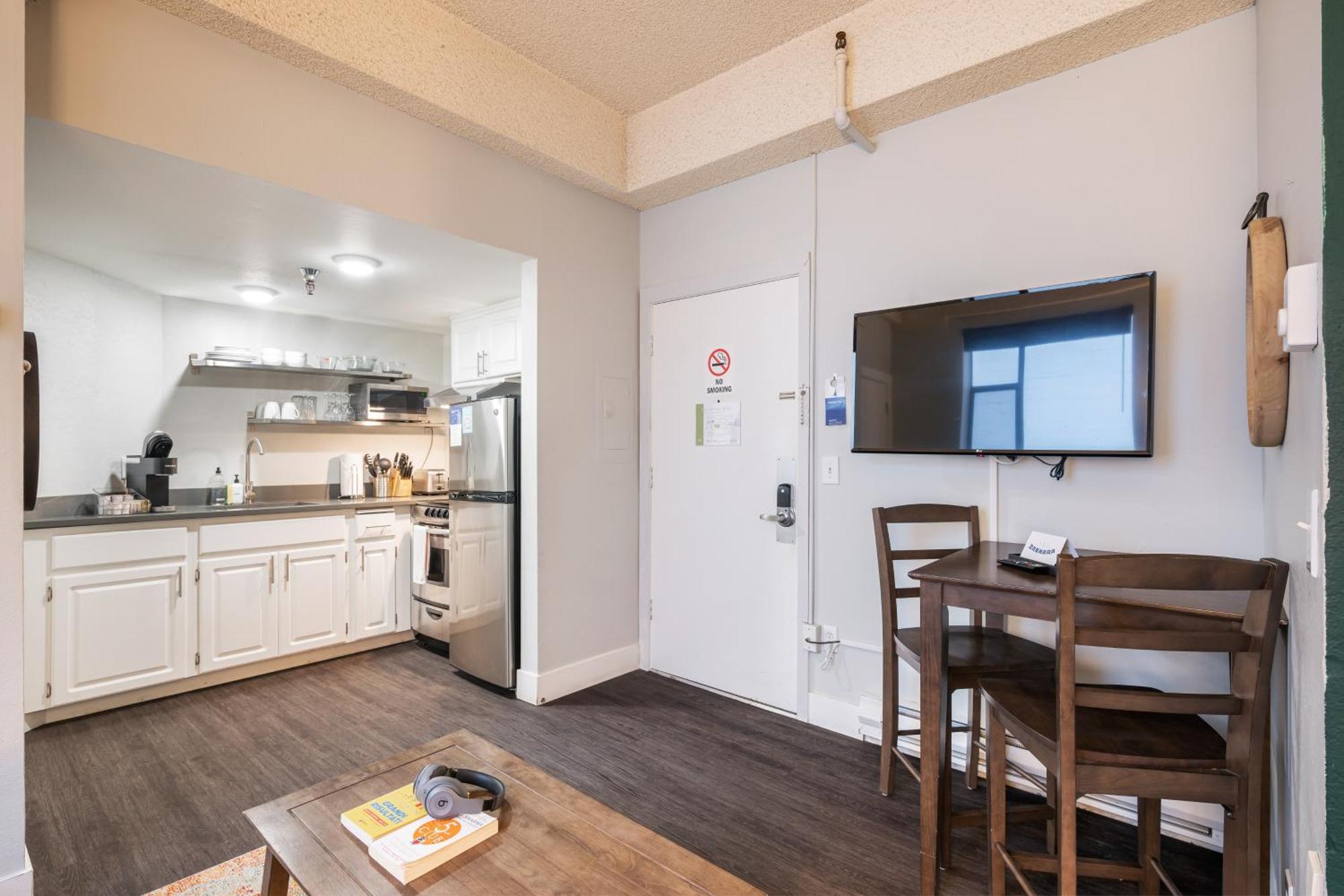 Oxford Apartment By At Mine Hospitality Seattle Eksteriør billede