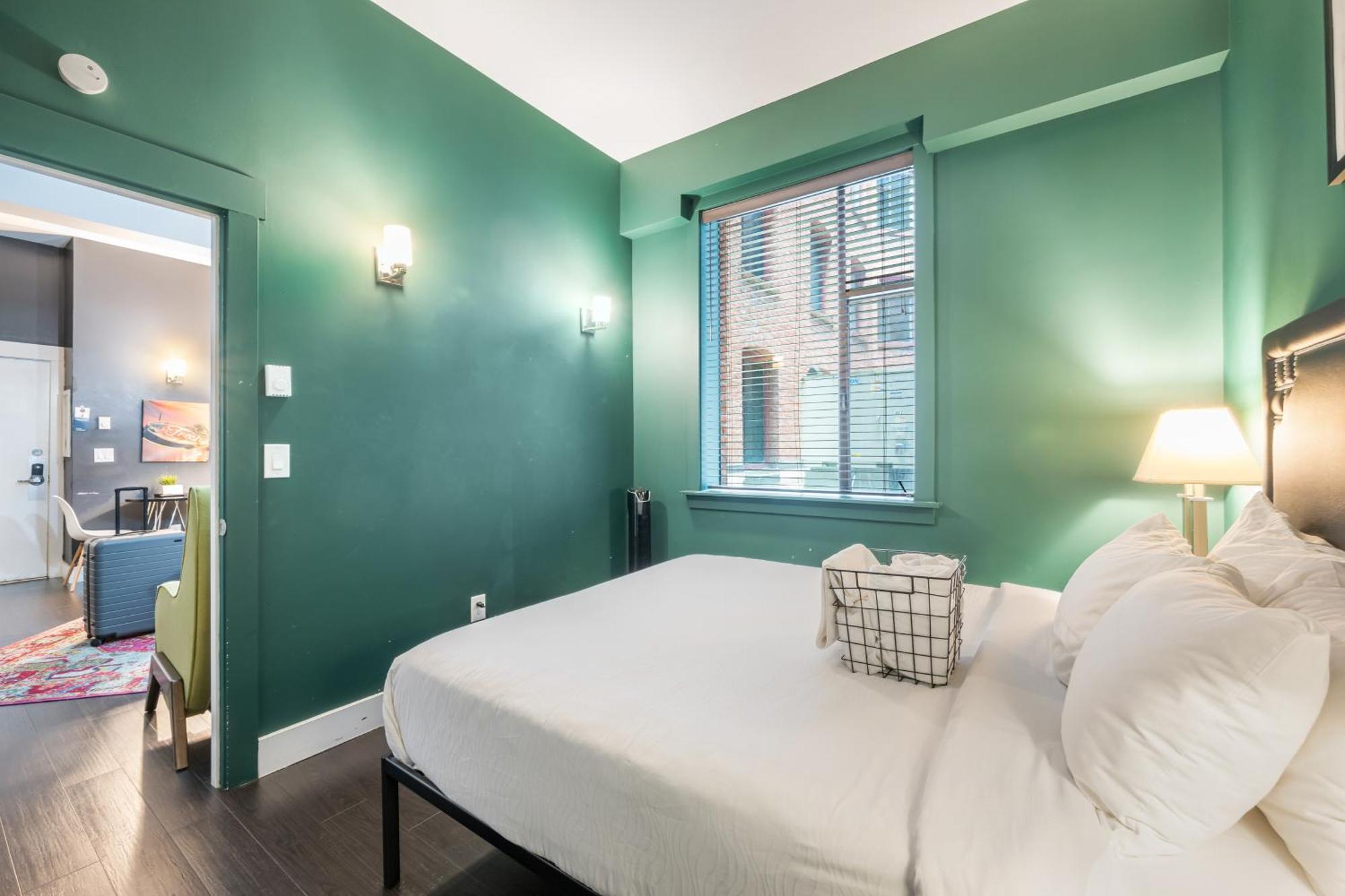 Oxford Apartment By At Mine Hospitality Seattle Eksteriør billede