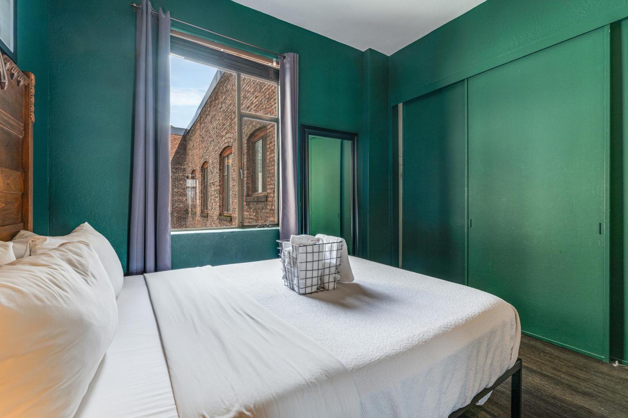 Oxford Apartment By At Mine Hospitality Seattle Eksteriør billede