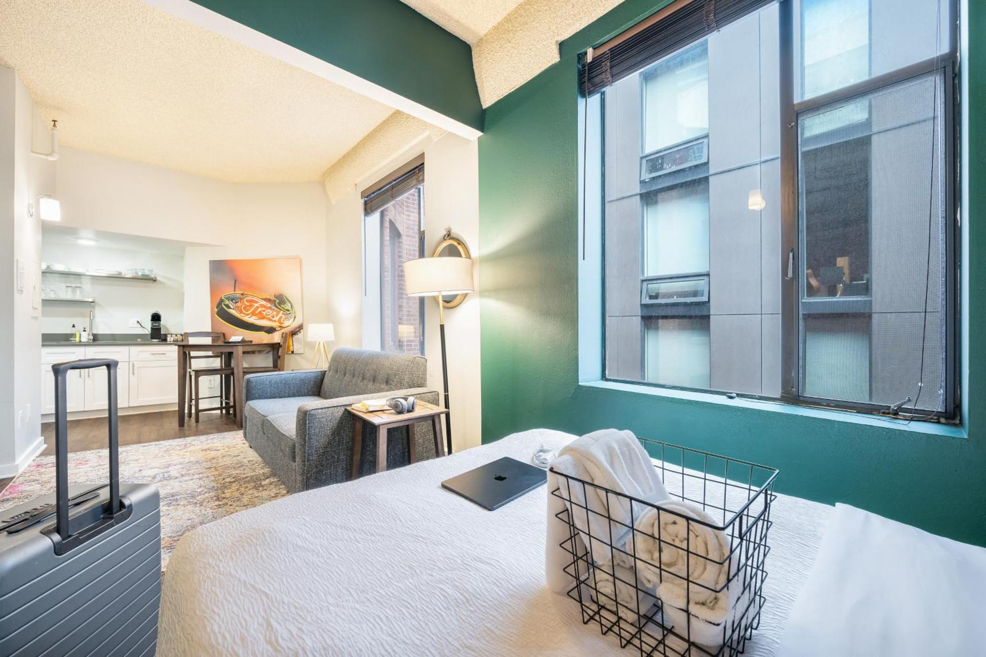Oxford Apartment By At Mine Hospitality Seattle Eksteriør billede